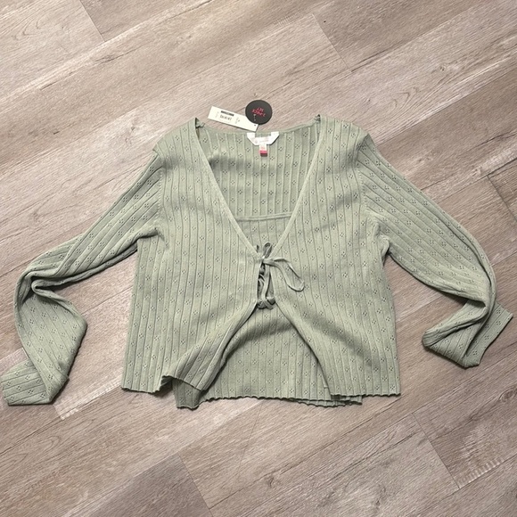 Stylish Knit Cardigan and Tank Set in Light Green. new with tag! NWT - Picture 1 of 5